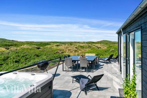 Luksushus nr. 514 har en deilig terrasse med gode hagemøbler til 10 personer.