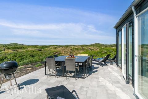 På terrassen i feriehus nr. 514 er det plass til 10 personer.