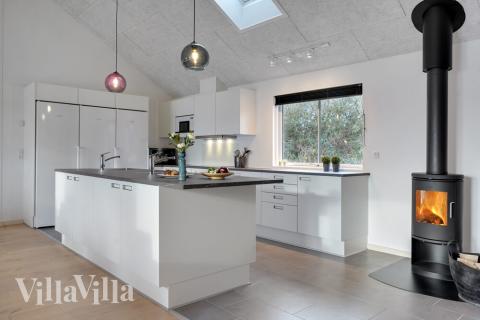 Kjøkkenet i luksushus nr. 526 er fullt utstyrt så dere lett kan lage mat til 20 personer.