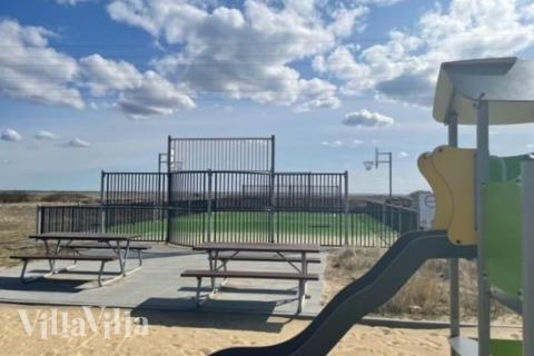 Stort utvalg av utendørsaktiviteter ved luksushus nr. 528 i Vestjylland.