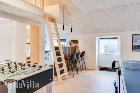 Aktivitetsrom i luksushus nr. 528 med 10 soverom og plass til 28 personer.