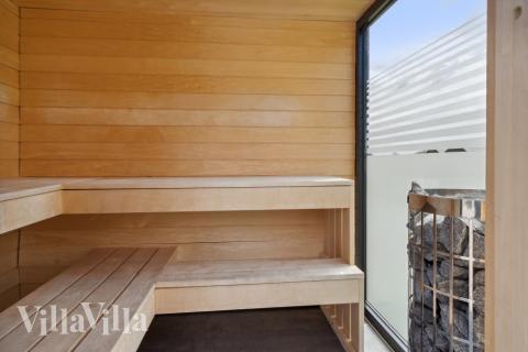 Luksushus nr. 520 er blant annet utstyrt med en deilig badstue.