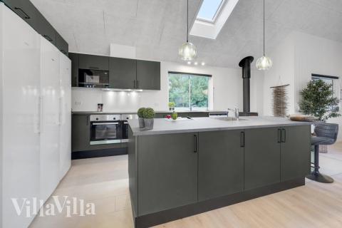 Kjøkkenet i luksushus nr. 532 er fullt utstyrt så dere lett kan lage mat til 20 personer.