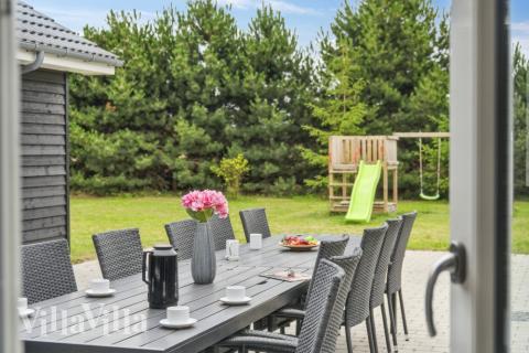 Luksushus nr. 532 har en deilig terrasse med gode hagemøbler til 20 personer.