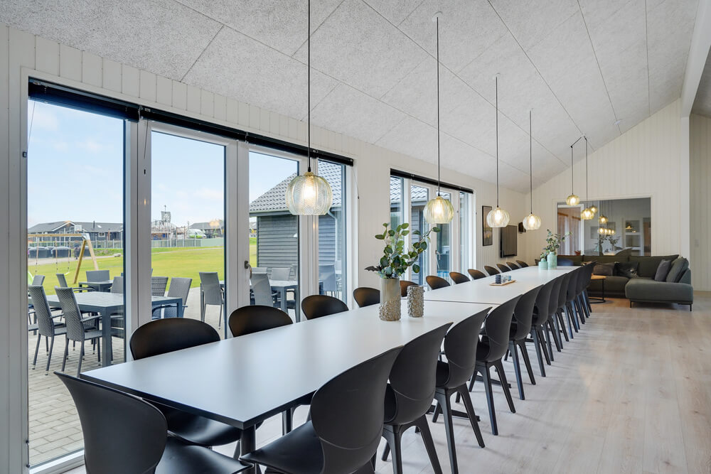 Oppholdsrom med plass til 26 i luksushus nr. 530.