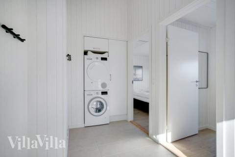 Det romslige inngangspartiet til luksushus nr. 533 i Vestjylland