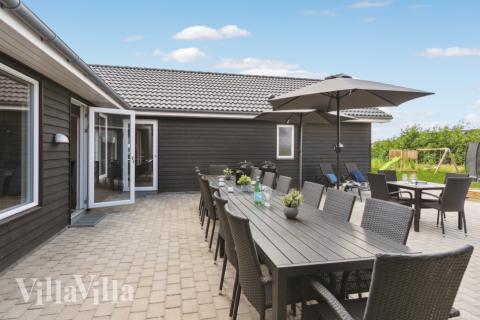 Stor terrasse i luksushus nr. 529 i Nordjylland.