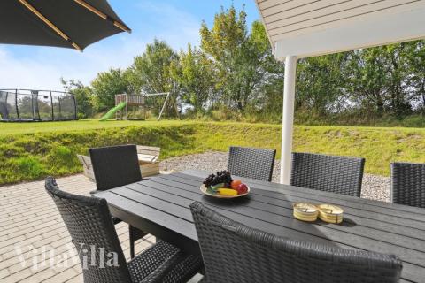 Stor terrasse i luksushus nr. 524 i Sydjylland.