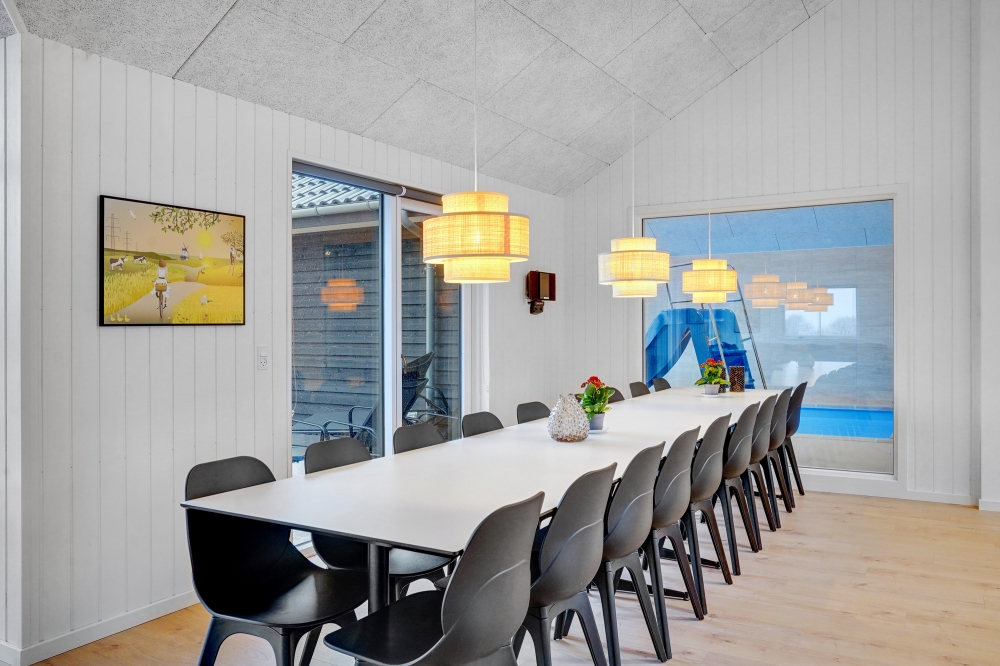 Oppholdsrom med plass til 18 i luksushus nr. 537.