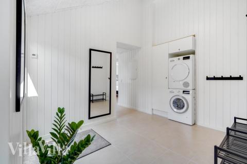 Det romslige inngangspartiet til luksushus nr. 541 i Vestjylland