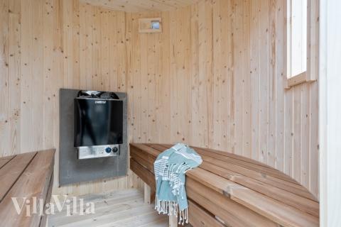 Nyt varmen i badstuen i luksushus nr. 549 til 14 personer