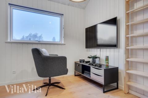 Aktivitetsrom i luksushus nr. 549 med 5 soverom og plass til 14 personer.