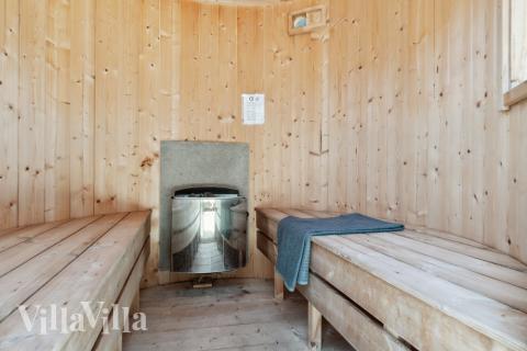 Nyt varmen i badstuen i luksushus nr. 540 til 14 personer