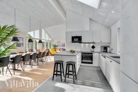 Kjøkkenet i luksushus nr. 568 er godt innrettet.