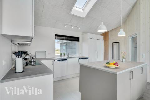 Kjøkkenet i luksushus nr. 547 er godt innrettet.