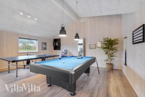 Aktivitetsrom i luksushus nr. 545 med 7 soverom og plass til 18 personer.