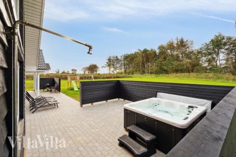 Luksushus nr. 545 har bl.a. et deilig boblebad