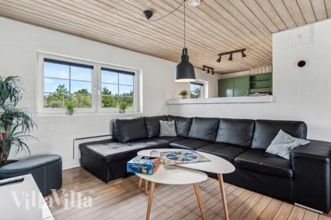 Sofakroken i luksushus nr. 572 i Vestjylland.