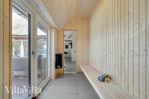 Luksushus nr. 580 er blant annet utstyrt med en deilig badstue.