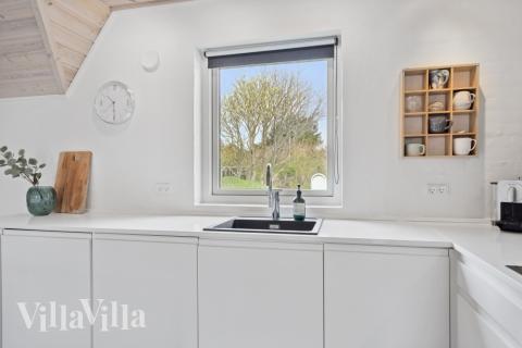 På luksushusets kjøkken finner dere alt dere trenger for å lage mat til 14 personer.