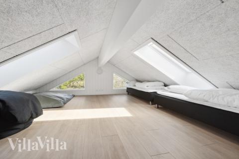 Noen av de 24 soveplassene i luksushus nr. 583 finnes på hems