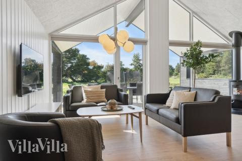 Aktivitetsrom i luksushus nr. 596 med 8 soverom og plass til 20 personer.