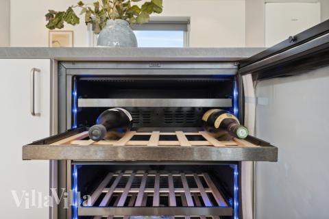 Kjøkkenet i luksushus nr. 597 er godt innrettet.