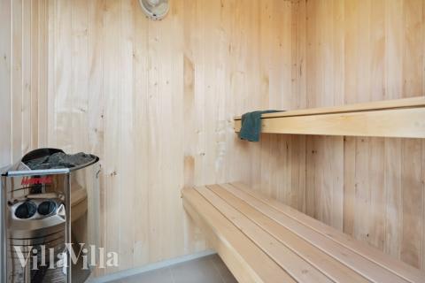 Nyt varmen i badstuen i luksushus nr. 598 til 20 personer