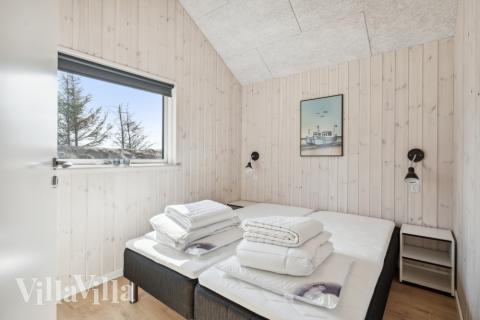 Et av de 9 soverommene i luksushus nr. 585 i Vestjylland.