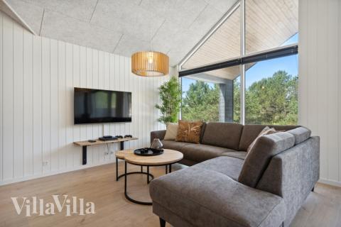 Aktivitetsrom i luksushus nr. 585 med 9 soverom og plass til 24 personer.