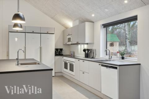 Kjøkkenet i luksushus nr. 751 er godt innrettet.