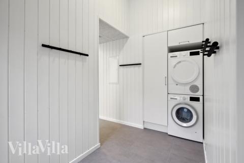 Det romslige inngangspartiet til luksushus nr. 752 i Tyskland