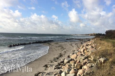 Den flotte stranden nær luksushus nr. 588 ved Lolland/Falster/Møn.