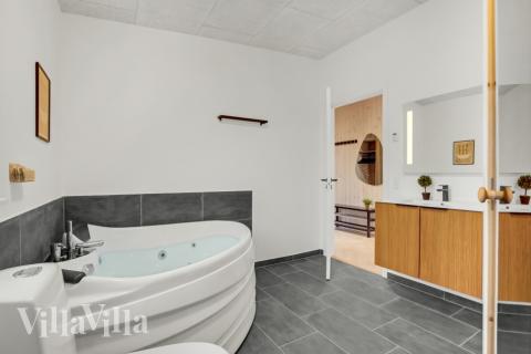 Et av badene i luksushus nr. 603