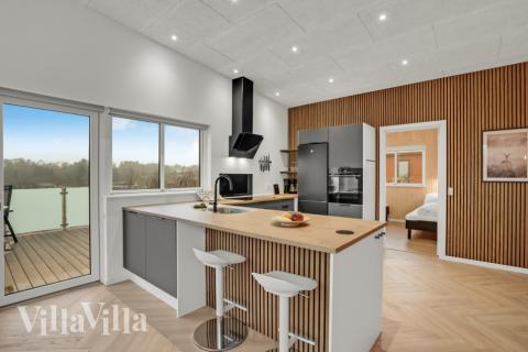 Kjøkkenet i luksushus nr. 603 er godt innrettet.