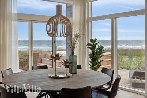 Oppholdsrom med plass til 6 i luksushus nr. 606.