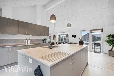 Kjøkkenet i luksushus nr. 608 er godt innrettet.