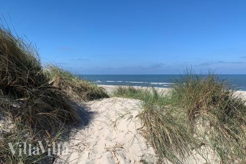 Stranden nær luksushus nr. 608.