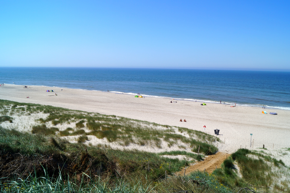 Den flotte stranden nær luksushus nr. 609 ved Vestjylland.