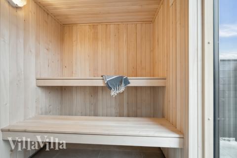 Nyt varmen i badstuen i luksushus nr. 610 til 18 personer