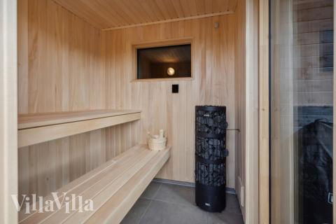 Nyt varmen i badstuen i luksushus nr. 611 til 20 personer