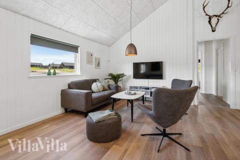 Konkurrer i feriehusets aktivitetsrom når dere besøker luksushus nr. 612 i Sydjylland.