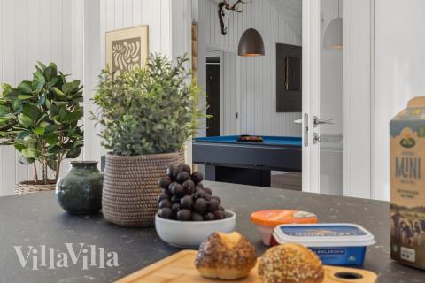 Kjøkkenet i luksushus nr. 612 er godt innrettet.