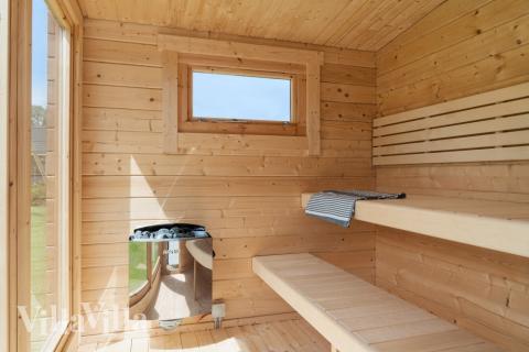 Nyt varmen i badstuen i luksushus nr. 620 til 12 personer