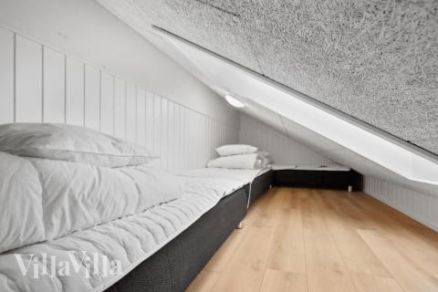 Noen av de 20 soveplassene i luksushus nr. 627 finnes på hems