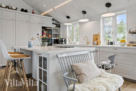 Kjøkkenet i luksushus nr. 629 er fullt utstyrt så dere lett kan lage mat til 20 personer.