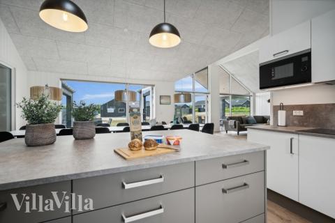 Kjøkkenet i luksushus nr. 632 er godt innrettet.