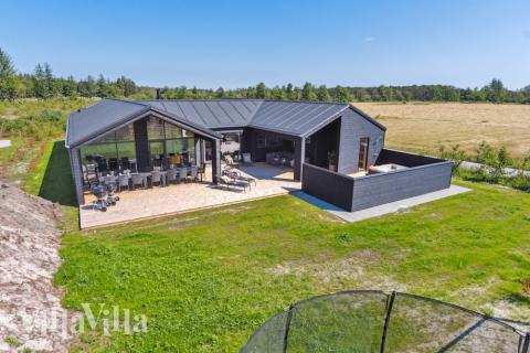 Flott feriehus nr. 634, med god plass til opptil 18 personer