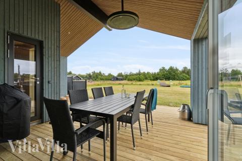 Luksushus nr. 636 har en deilig terrasse med gode hagemøbler til 8 personer.