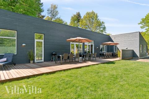 Luksushus nr. 641 har en deilig terrasse med gode hagemøbler til 20 personer.